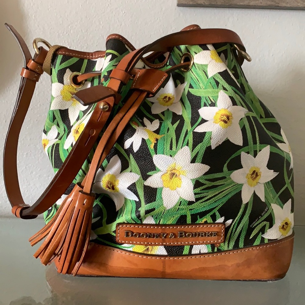 Dooney & Bourke multicolor leather bucket bag